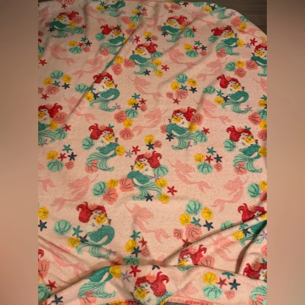 Little mermaid Pink Mermaid Fleece Blanket - 70x60inches
